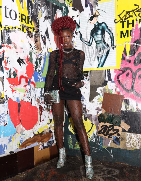 menta verde bolsa de aba de strass floral H6X06224 Betsey Johnson mulheres acessórios