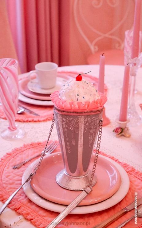 prata kitsch shake it up crossbody H6X06211 Betsey Johnson mulheres acessórios