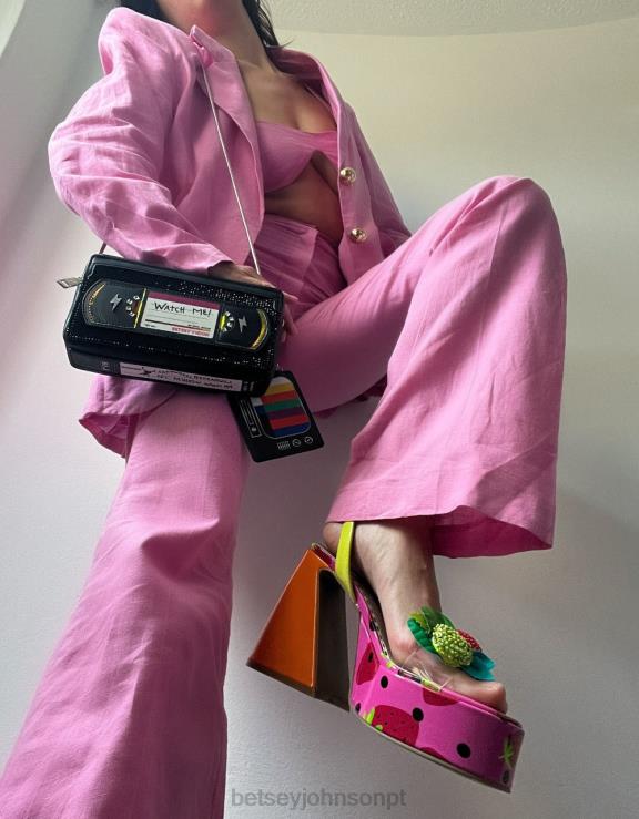 preto kitsch be kind rewind vhs tiracolo H6X06223 Betsey Johnson mulheres acessórios