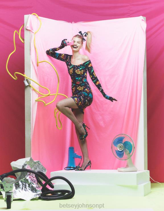 tatuagem pri 80º bash espartilho raglan top tattoo H6X06292 Betsey Johnson mulheres roupas