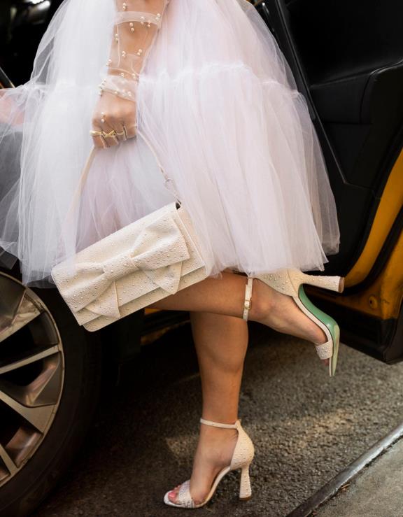 marfim dani H6X0652 Betsey Johnson mulheres sapato